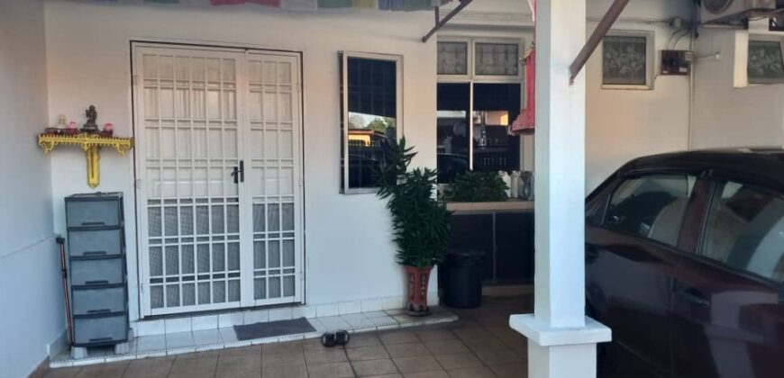Single Storey Terrace at Taman Megah Ria for sale*