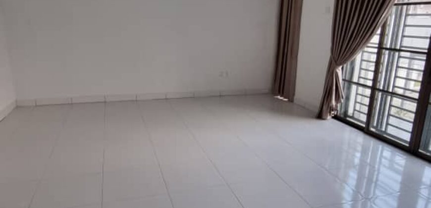 Bandar Dato Onn Double Storey Terrace @ Jalan Perjiranan 12 for sale*
