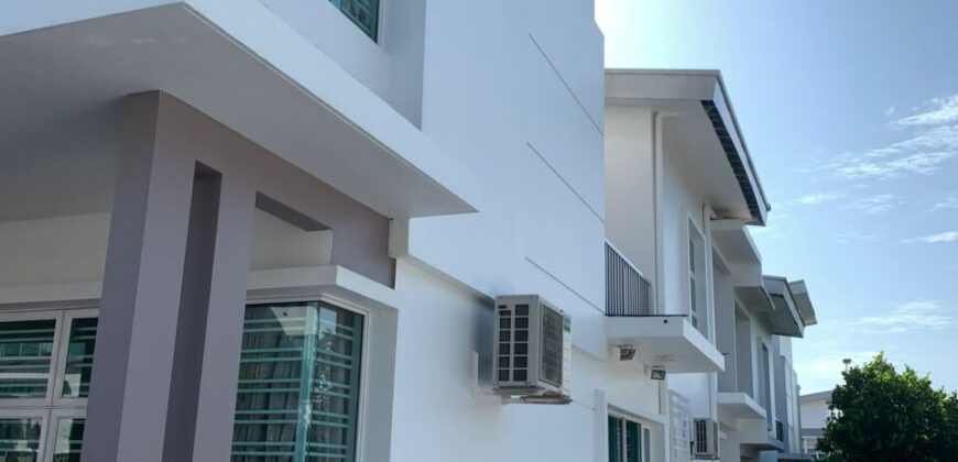 Desaru Utama Double Storey Semi-Detached House Link Bungalow for Sale or For Rent*