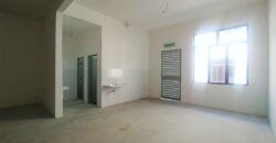 Horizon Avenue Commercial Centre) @ Horizon Hills – Ground Floor Shop Lot For Rent*