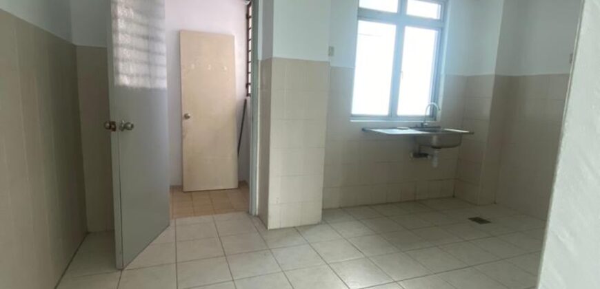 Pulai View Apartment @ Tampoi – Well Maintained Apartment, Selling Below Market! *