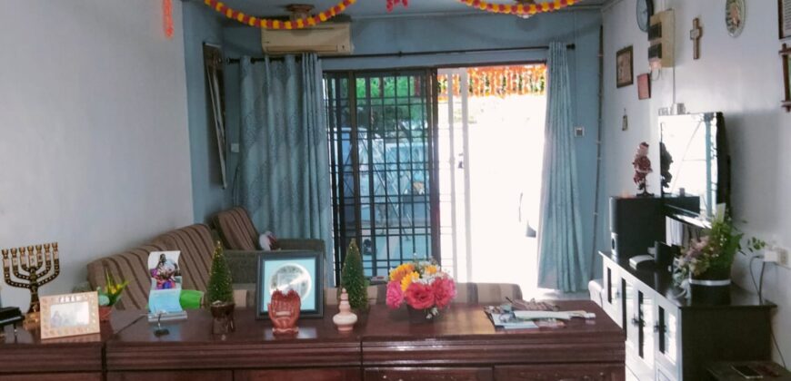 END LOT SINGLE STOREY HOUSE FOR SALE AT BANDAR PUTRA KULAI*