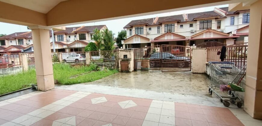 House for sale: 🎉Jalan Indah 17, Bukit Indah🎉 * 2 Storey House End lot ‼RM758k ONLY‼