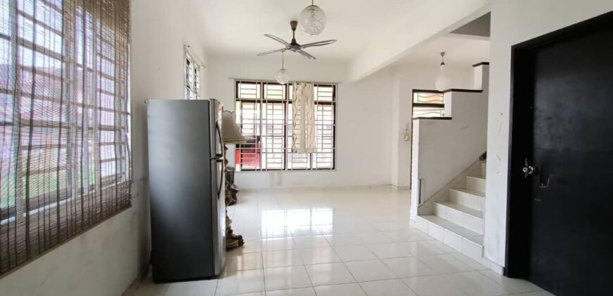 House for sale: 🎉Jalan Indah 17, Bukit Indah🎉 * 2 Storey House End lot ‼RM758k ONLY‼