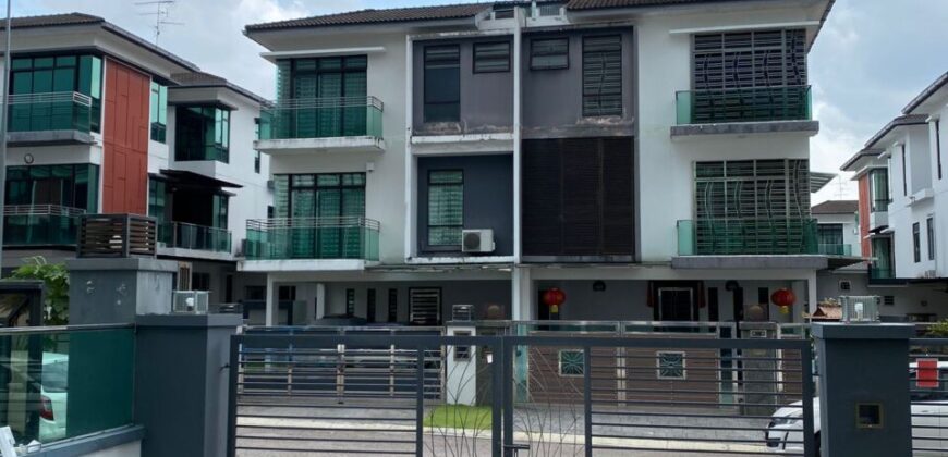 Indah Heights 3 Storey Cluster for sale*