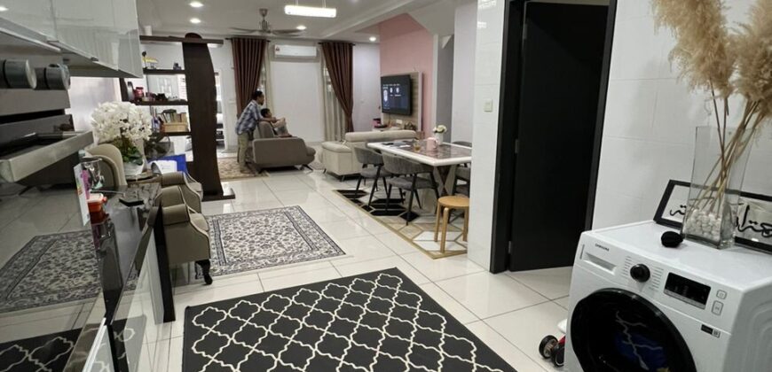 Glenmarie Johor, 2-Sty Terrace 22×75 Glenmarie Johor 2-Storey Terrace House – ( 22 x 75 ) Move-in Condition – ( Renovated )
