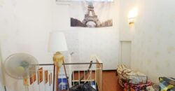 𝐓𝐚𝐦𝐚𝐧 𝐌𝐨𝐥𝐞𝐤 Paritially Furnished 1.5 Storey