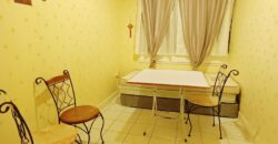 𝐓𝐚𝐦𝐚𝐧 𝐌𝐨𝐥𝐞𝐤 Paritially Furnished 1.5 Storey