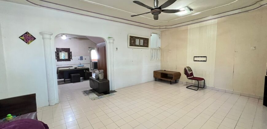 DOUBLE STOREY TERRACE HOUSE , TAMAN BUKIT KEMPAS