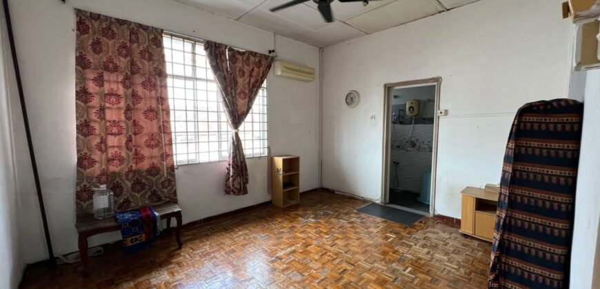 DOUBLE STOREY TERRACE HOUSE , TAMAN BUKIT KEMPAS