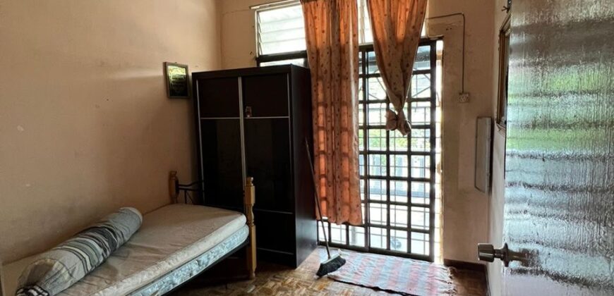 DOUBLE STOREY TERRACE HOUSE , TAMAN BUKIT KEMPAS