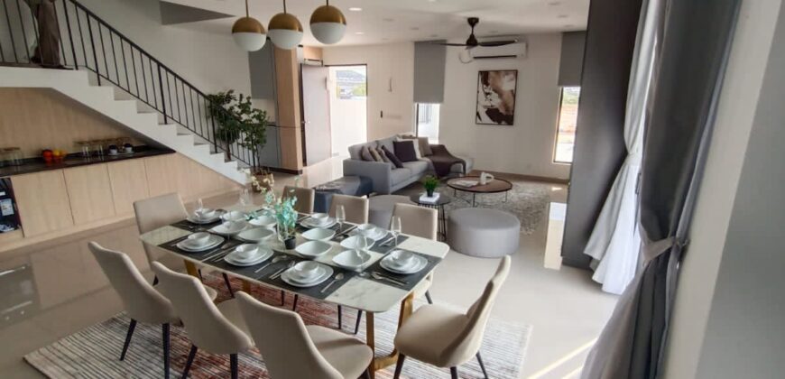 Prime Property in Glenmarie Cluster And Semi-Detached – A Luxurious Haven Awaits!” Bumi lot