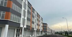 3-STOREY SHOP OFFICE, CREST AUSTIN