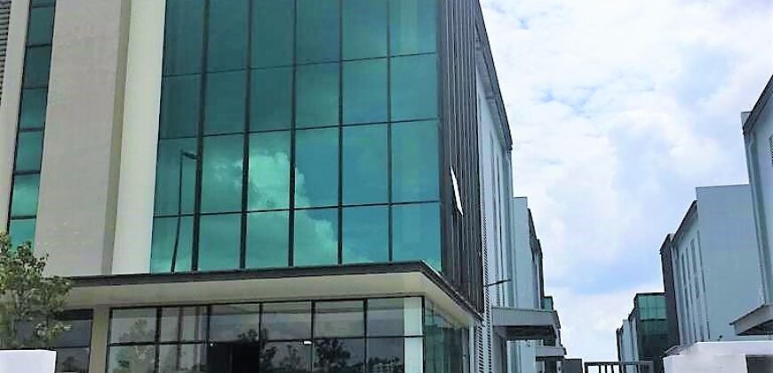 IBP @ SiLC Industrial Park, SiLC @ Gelang Patah – Semi D Factory For Sale, Facing Highway, 5 Mins Away to Perling Plus Tollgate! *