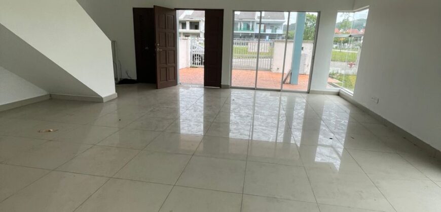 Taman Nusantara Prima @ Gelang Patah – Double Storey Cluster Corner For Sale! *