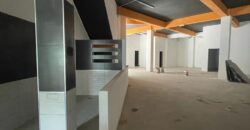 Taman Molek – Three Storey Shoplot, Ground Floor Corner Unit, Suitable For Cafe, Restaurant Business *