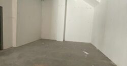 Taman Molek – Three Storey Shoplot, Ground Floor Corner Unit, Suitable For Cafe, Restaurant Business *