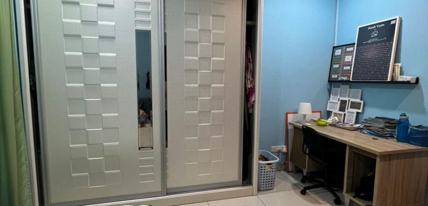 Glenmarie Johor, 2-Sty Terrace 22×75 Glenmarie Johor 2-Storey Terrace House – ( 22 x 75 ) Move-in Condition – ( Renovated )