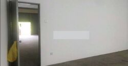 Taman Molek, Perumahan Molek Ria – Shop/Office Floor For Rent @ 1st Floor – Behind the Residential Area, Unblock View! *