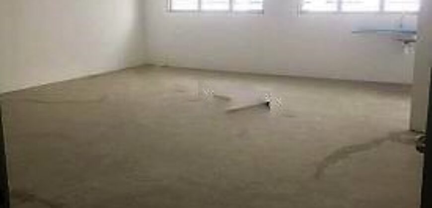 Taman Molek, Perumahan Molek Ria – Shop/Office Floor For Rent @ 1st Floor – Behind the Residential Area, Unblock View! *