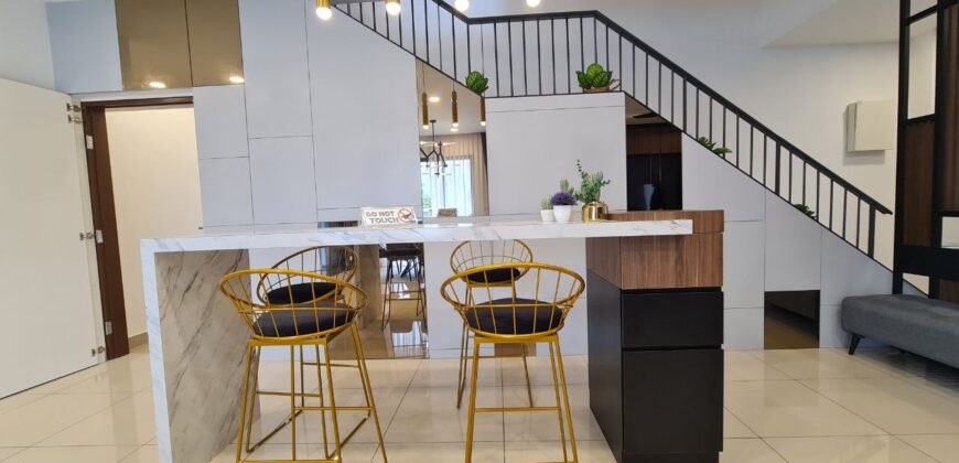 Glenmarie Height, Johor Baharu,Rumah Kluster Untuk Di JUAL – ” Bumi lot”