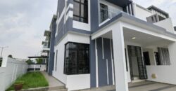 Bukit Indah Garden Villa Double Storey Corner Cluster House for Sale