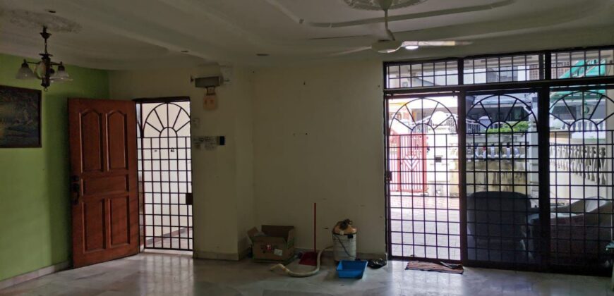 Desa jaya double storey house for rent