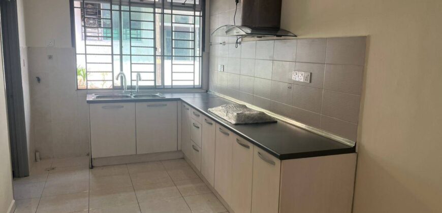 Ehsan Jaya Double Storey House for Sale