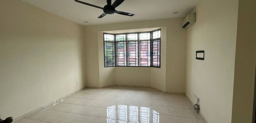 Ehsan Jaya Double Storey House for Sale