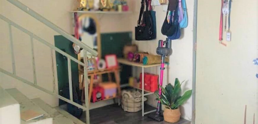 RUMAH MURAH 2 TINGKAT @ TAMAN ANGGERIK