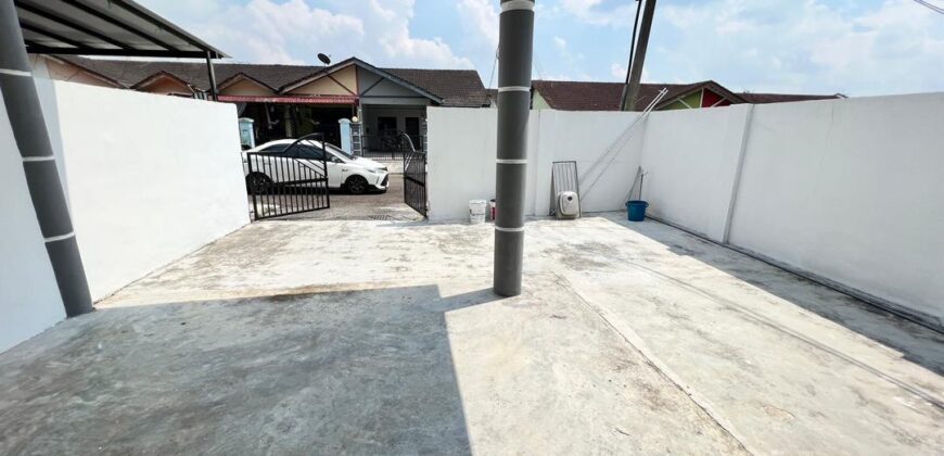 Johor bahru town kolam air double storey house for sale