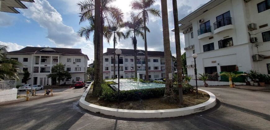 Taman Iskandar Town house for Sale