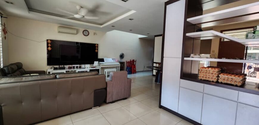 Taman Molek Double Storey House for Sale