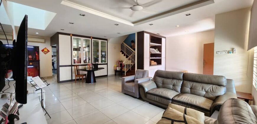 Taman Molek Double Storey House for Sale