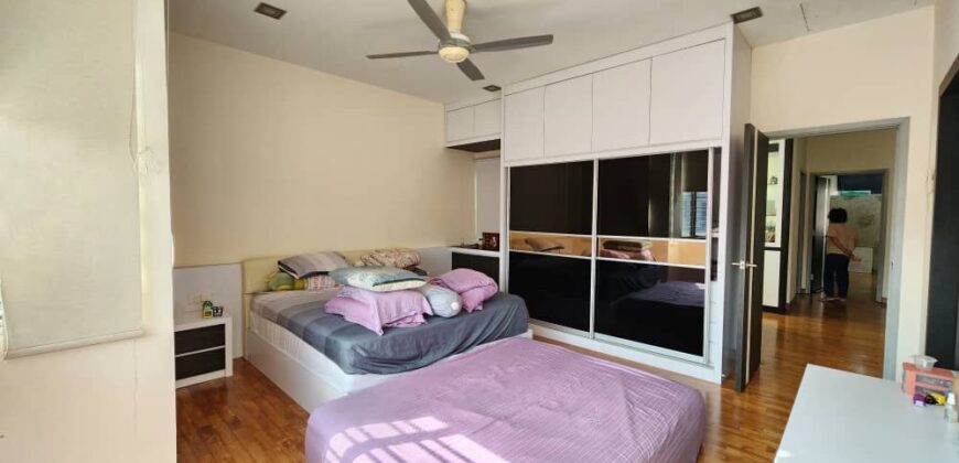 Taman Molek Double Storey House for Sale