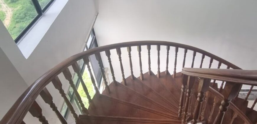 Mewah View Luxurious Apartments Pent House @ Taman Bukit Mewah, Tampoi for Rent*