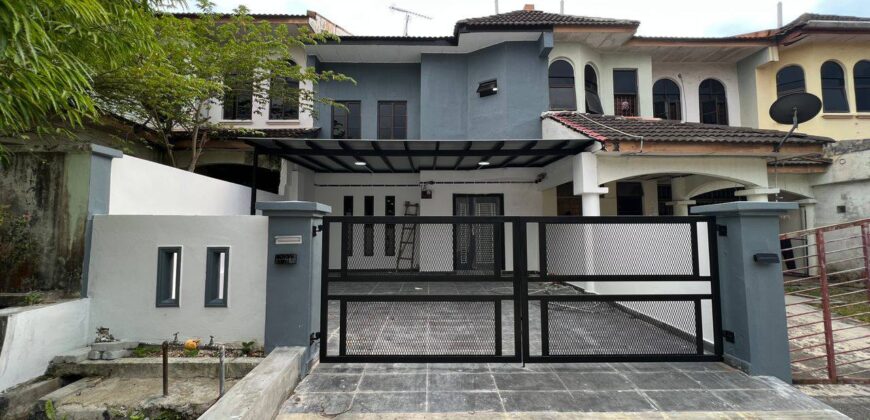 Desa Cemerlang Double Storey House for Sale