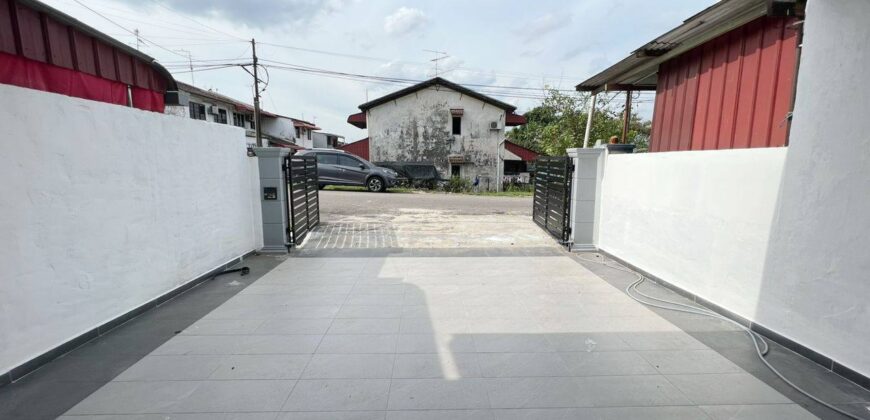 Desa Cemerlang ara Double Storey House for Sale