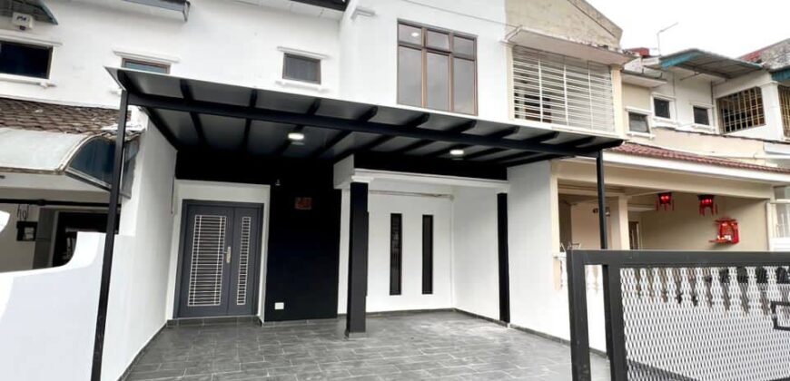 Desa Cemerlang kekabu Double Storey House for Sale