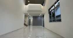 Taman Megah Ria 1.5 Storey Semi Detached house for Sale